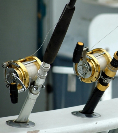 Le bon matériel En effet, le matériel de pêche doit être soigneusement choisi en fonction de la technique de pêche employée, des poissons ciblés et de l’environnement de pêche. L’équipement utilisé varie considérablement d’une espèce à l’autre et selon que vous pêchez du bord ou en embarcation. Un équipement mal adapté nuira à votre confort de pêche et, par conséquent, impactera vos résultats.